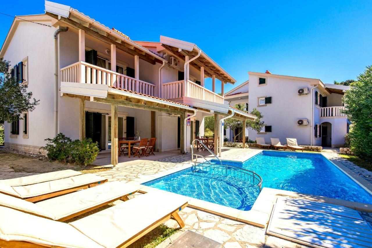 Villas Rab Palit Εξωτερικό φωτογραφία